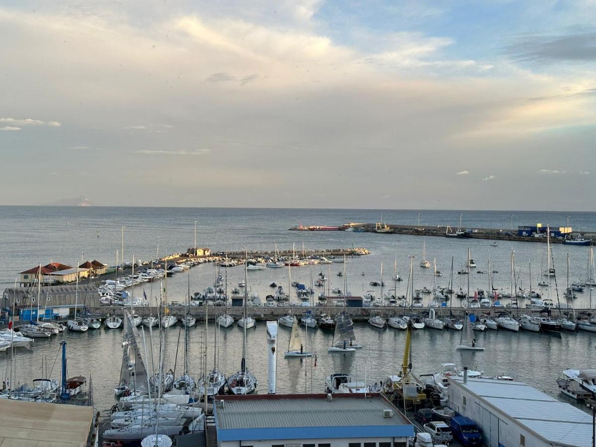 Mare Cibo E Relax Ad Anzio Lägenhet Exteriör bild